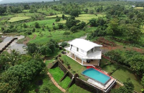 Khalapur Villa | Aqua & Sage by StayVista - Riverside Villa with Pool & Terrace