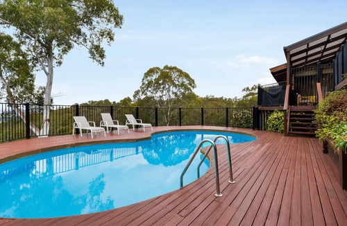Yarra Glen House | Arkadia | A Yarra Valley Retreat with Pool & Court