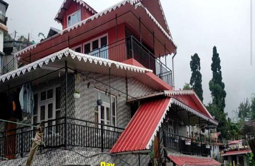 Karsiyang House | Arms Homestay & Girls Hostel