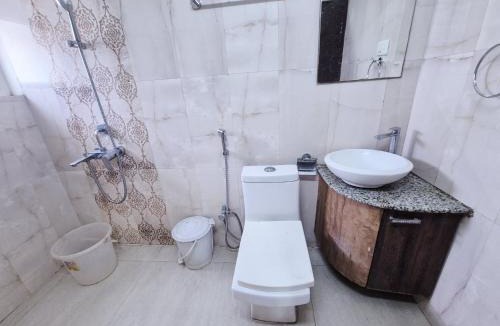 Khattalwada House | Aryan Address Ganeshguri Near GNRC Hospital And Capital Complex