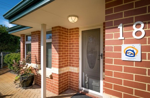 Ascot Bed & Breakfast | Ascot on Swan Bed & Breakfast
