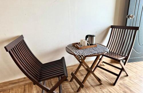 Tehri House | AtulyaNeer Lakeview Cottage