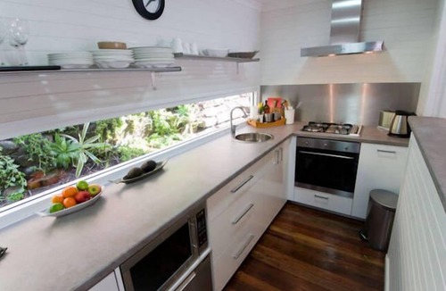 Milsons Passage Cottage | waterfront . MACKYS . outdoor firepit HAWKESBURY RIVER stunning views
