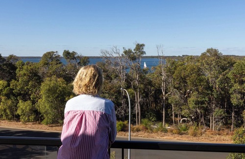 Augusta House | Augusta River View House- Bilya Mia
