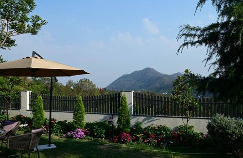 Bhimtal Villa | Aura Luxury Stays
