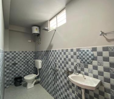 Laitmawsiang House | Aurala homestay