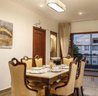 D Costa Layout Apartment | Avalon Apartment 302 Nr MG Road 3BHK AC