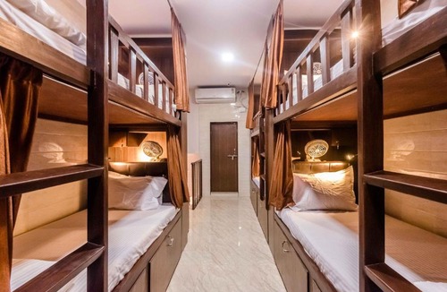 Sakinaka Hostel | Awesome Dormitory - Men only