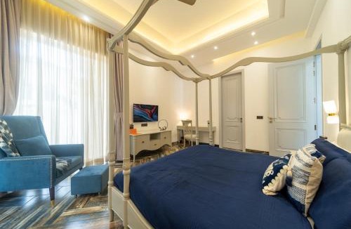 Kune N.m. Villa | Ayur Kutir 9-BHK Retreat With Private Pool, Glass Pool, Garden, Gazebo, Jacuzzi & Spa room