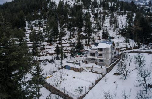 Manali Villa | Baan by Snow City Farm