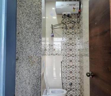Shri Madhopur Hotel | Baba Sundaram Hotel