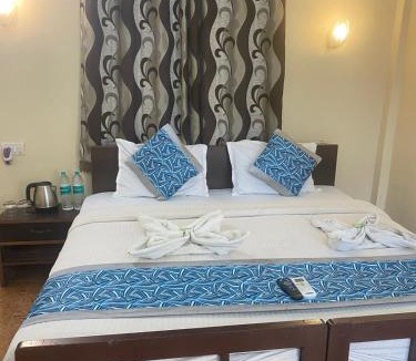 Saunta Vaddo Hotel | Baga Beach Palms