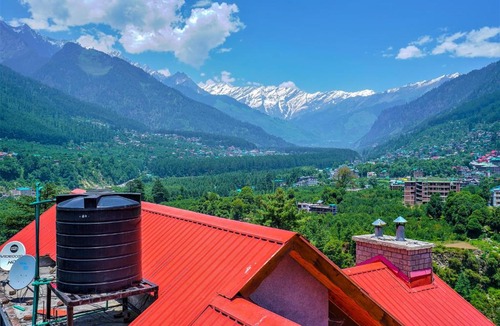 Manali Villa | Balvenie Cottage by Dumnu Homes