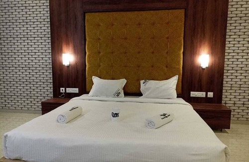 Gundlupet Hotel | Bandipur Heritage Village Resort