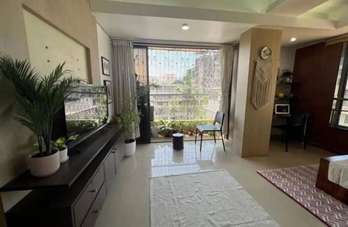 Pali Hill Apartment | Bandra beauty 2 bed 2 Bath with Sea View and Parking in Bandra West n