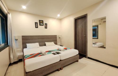 Nerul Hotel | Baramati Stays