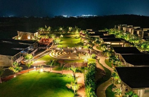 Halol Hotel | Basalt Paradise Resort And Spa