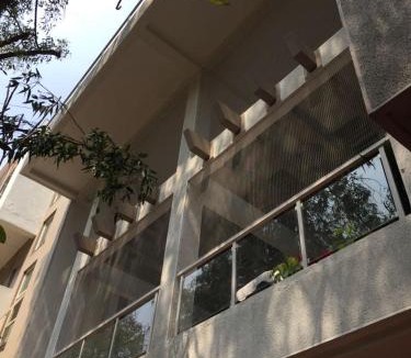 Erandwane Bed & Breakfast | Bauhinia