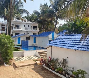 Calangute Hotel | Beachouse Beachfront Cottages And Suites