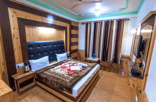 Jagatsukh Bed & Breakfast | Beatiful rooms with wifi and parking