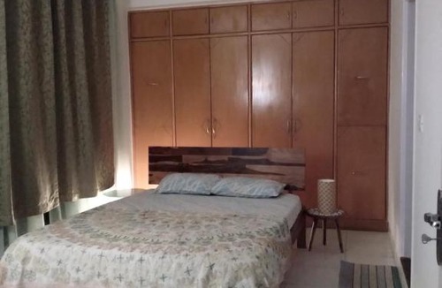 Cooke Town House | Beautiful, cozy room with green terrace garden