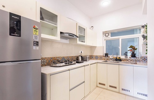 Siolim Condo | Bela Vista - 2BHK Balcony View Over Fields + Pool