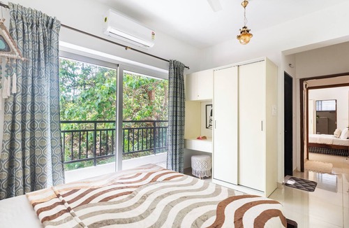 Siolim Condo | Bela Vista - 2BHK Balcony View Over Fields + Pool
