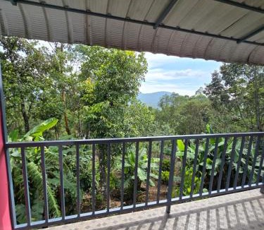 Suryanelli House | BENIEL HOMESTAY