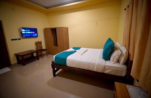 Murudeshwara Resort | Benzy Palace Resort