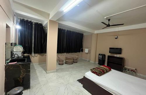Sualkuchi Apartment | Bkd homestay-1