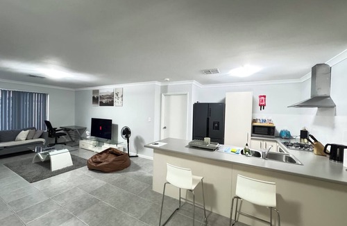 Gosnells House | Blissful Haven