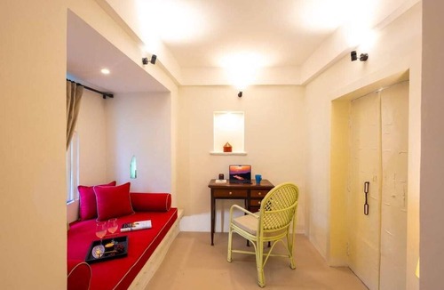 Udaipur City Centre House | BlueRoot Heritage Home Upchic french style room