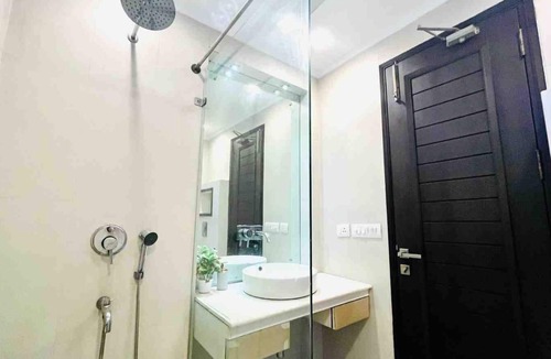 Greater Kailash I Apartment | BluO 2BHK - M Block Mkt @ Greater Kailash