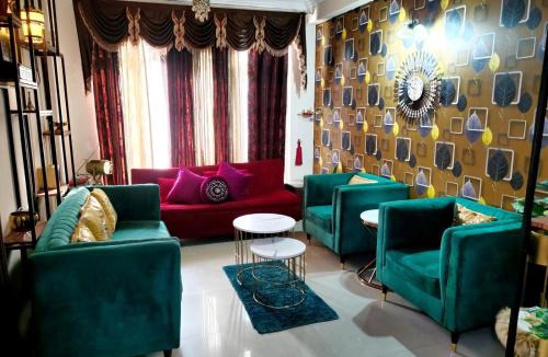 Landran Apartment | Boutique Stay for Family On Manali Expressway