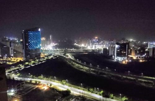 Noida Apartment | Boutique Studio Apartment near Noida Expressway, Metro, IT Hub, ExpoMart