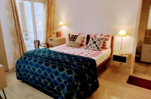 Noida Apartment | Boutique Studio Apartment near Noida Expressway, Metro, IT Hub, ExpoMart