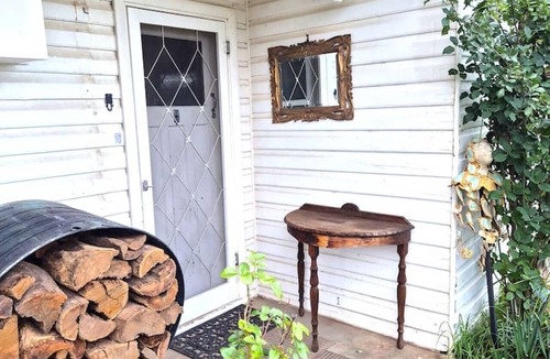 Yass House | Breakfast at Stephanie`s A Vintage Cottage
