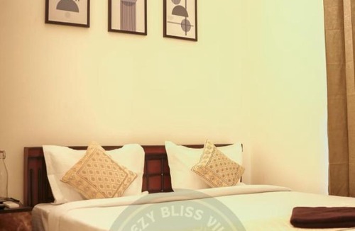Kelambakkam Hotel | Breezy classy room stay