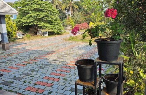 Kushalnagar Villa | Bridge Point Home Stay "The Scotland of India"