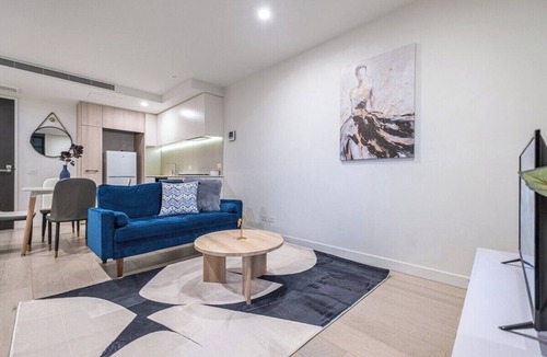 South Yarra Apartment | Brightly place 1BR1BA in Southyarra WIFI Balcony