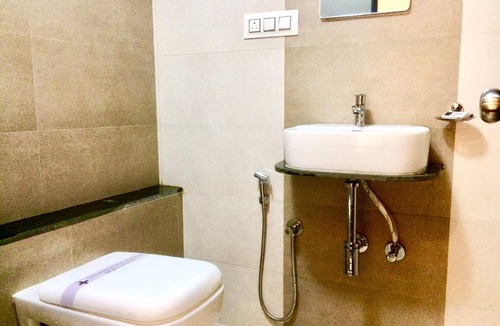 J B Nagar Hotel | Budget Room Close to Mumbai Airport