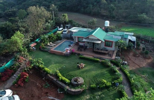 Lonavala House | Bungalow ∙ 3 bedrooms ∙ 8 guests
