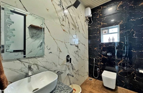 Lonavala House | Bungalow ∙ 4 bedrooms ∙ 12 guests