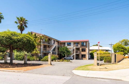 Rivervale Apartment | Burswood Comfort Short Walk to Crown amp Optus