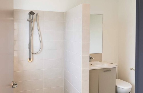 Byford House | Byford Beauty Spacious Home with Large Bathrooms in each main room - Your Perfect Retreat!