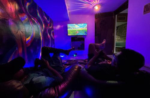 Domlur Hostel | BYOC Hostels - Indiranagar