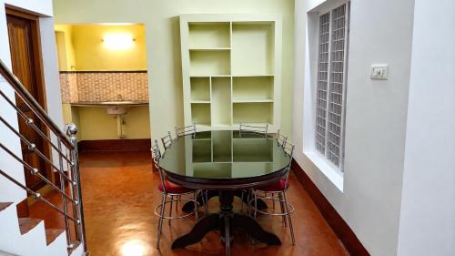Athirapally House | Canorix Inn