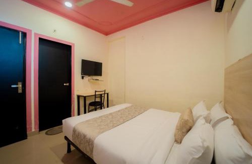 Shyam Nagar Hotel | Capitol Square Near Railway Station