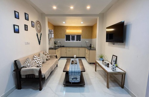 Mussoorie Apartment | Casa ami cozy nest 2bhk apartment in charming Mussoorie for your stay