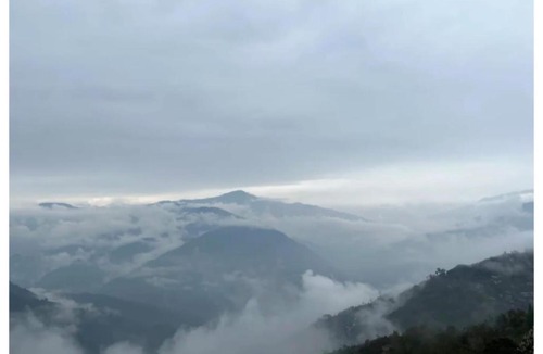 Rishop House | Chamling Retreat